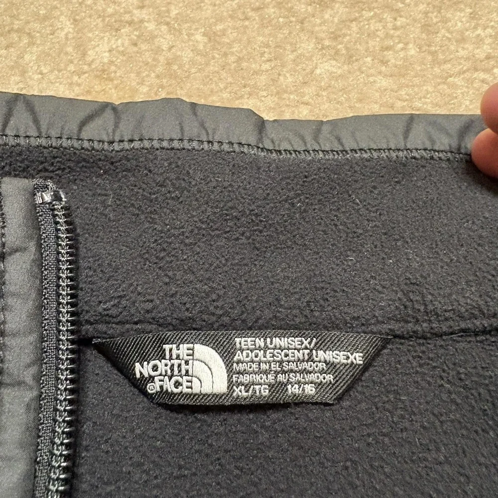 The North Face Jacket Teen XL 14-16 Black Fleece 1/4 Zip‎ Pullover NF0A7WQPJK3